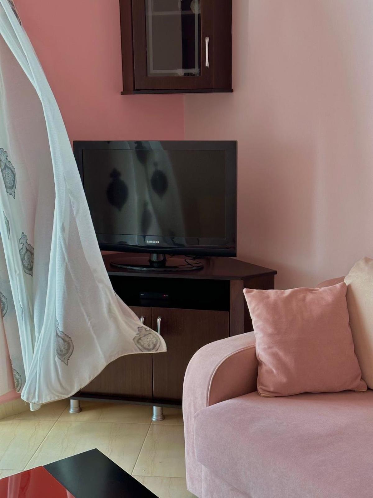 Esmeralda Apartaments Саранда Экстерьер фото