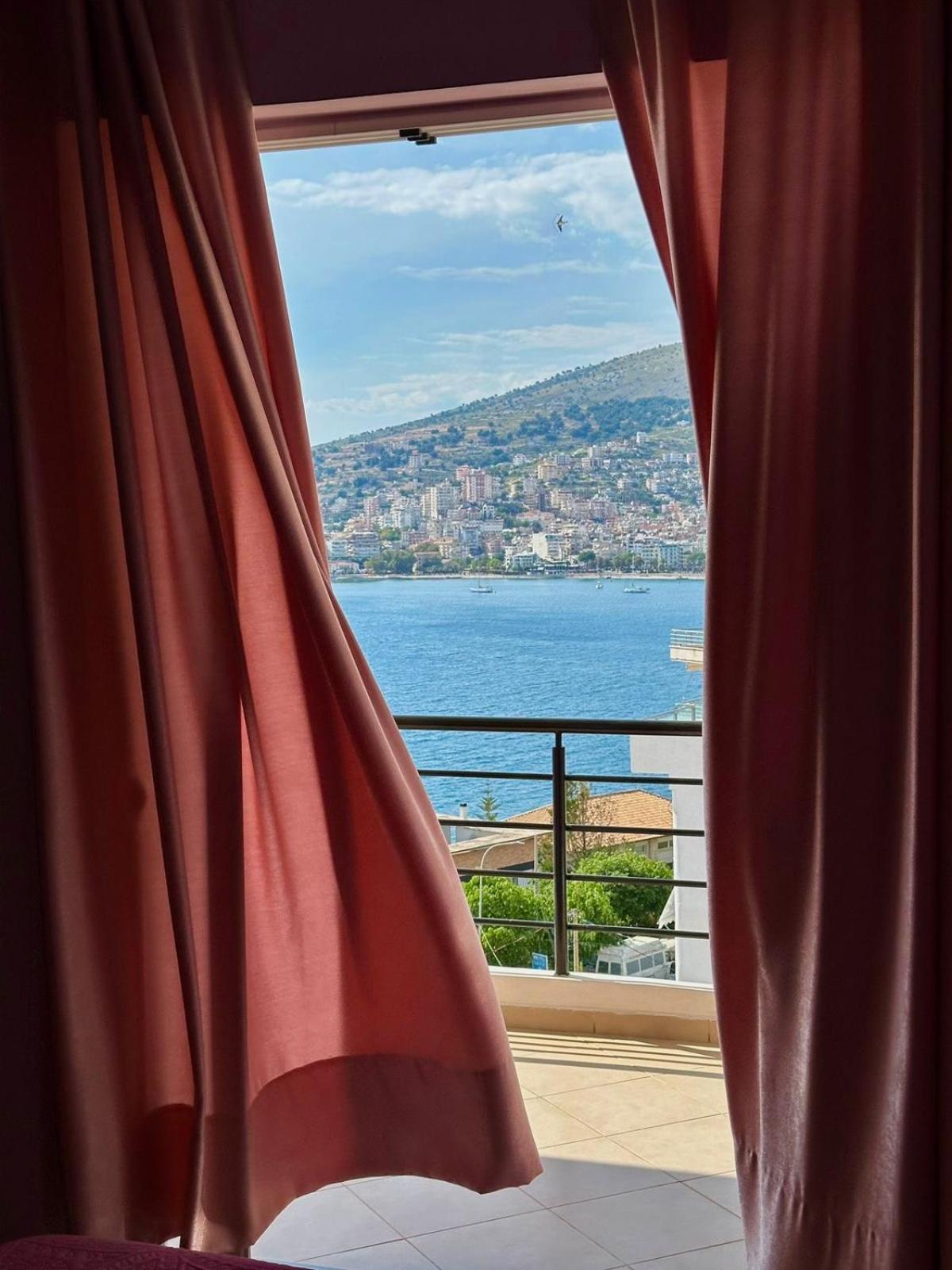 Esmeralda Apartaments Саранда Экстерьер фото